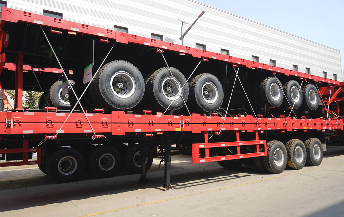 20ft - 53 ft Tri Axle Flatbed Trailer à vendre en Tanzanie