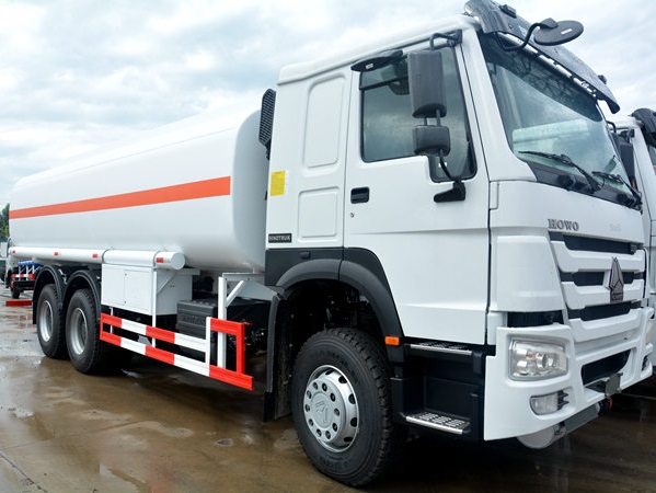 Camion-citerne Sinotruk Howo à vendre au Nigéria